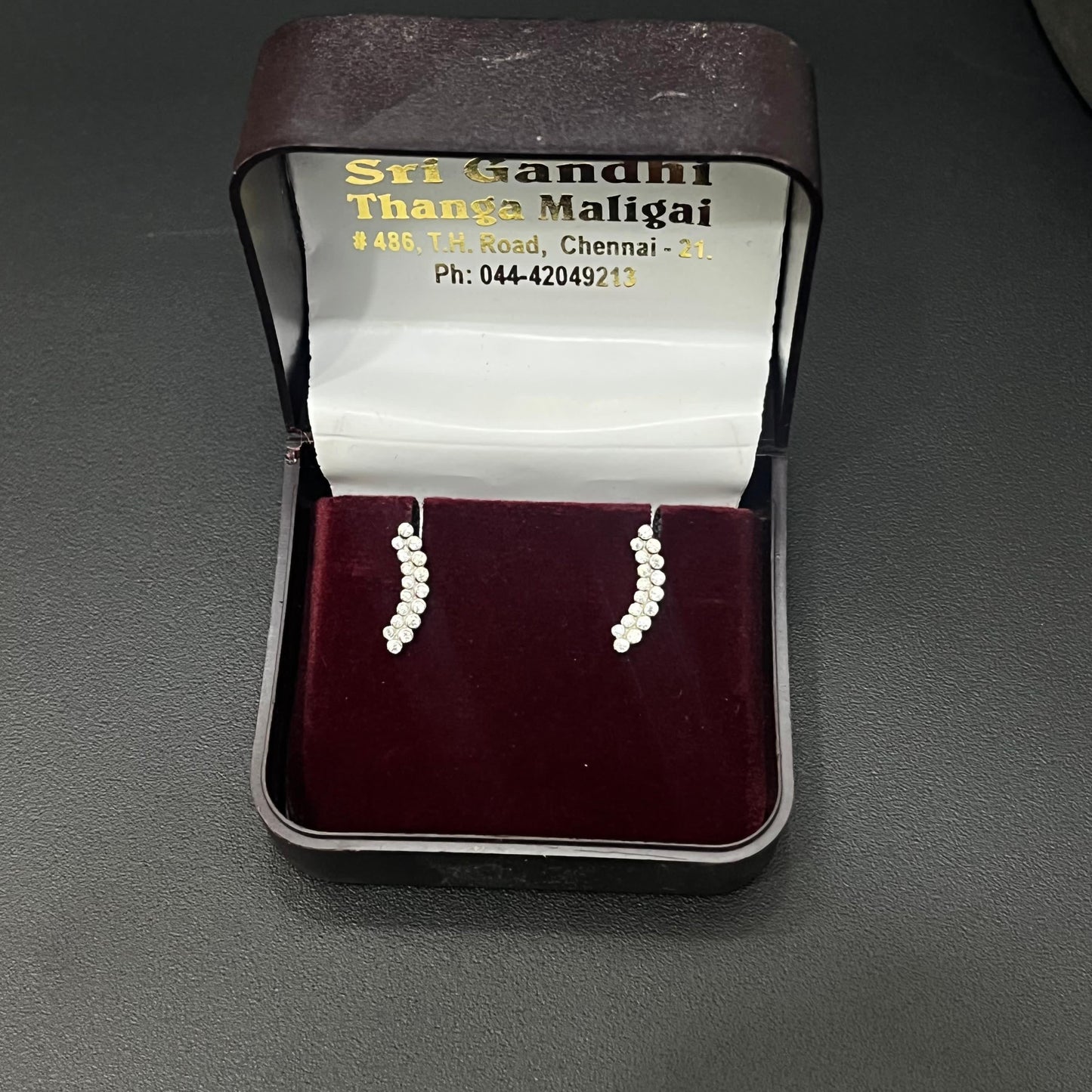 Silver Second Studs C Type Silver