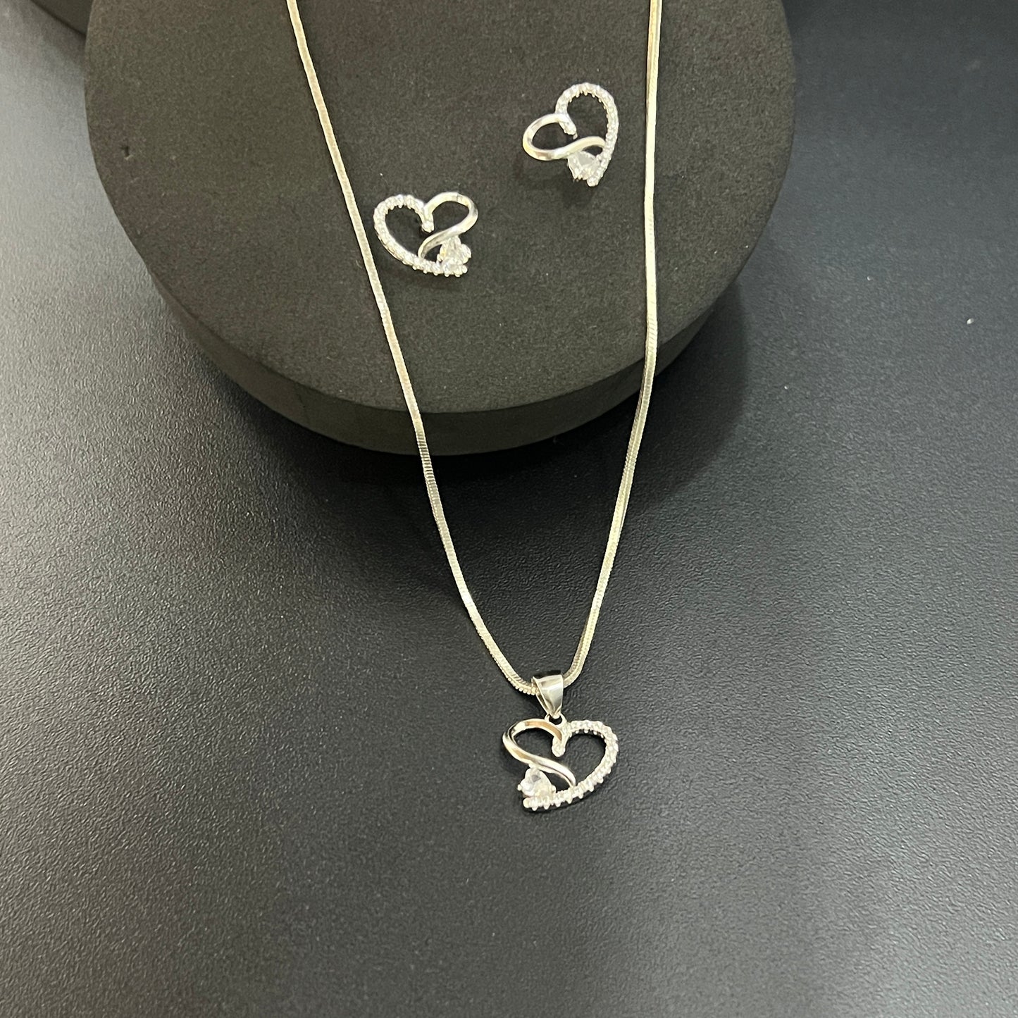 Ladies Pendant Set Heart