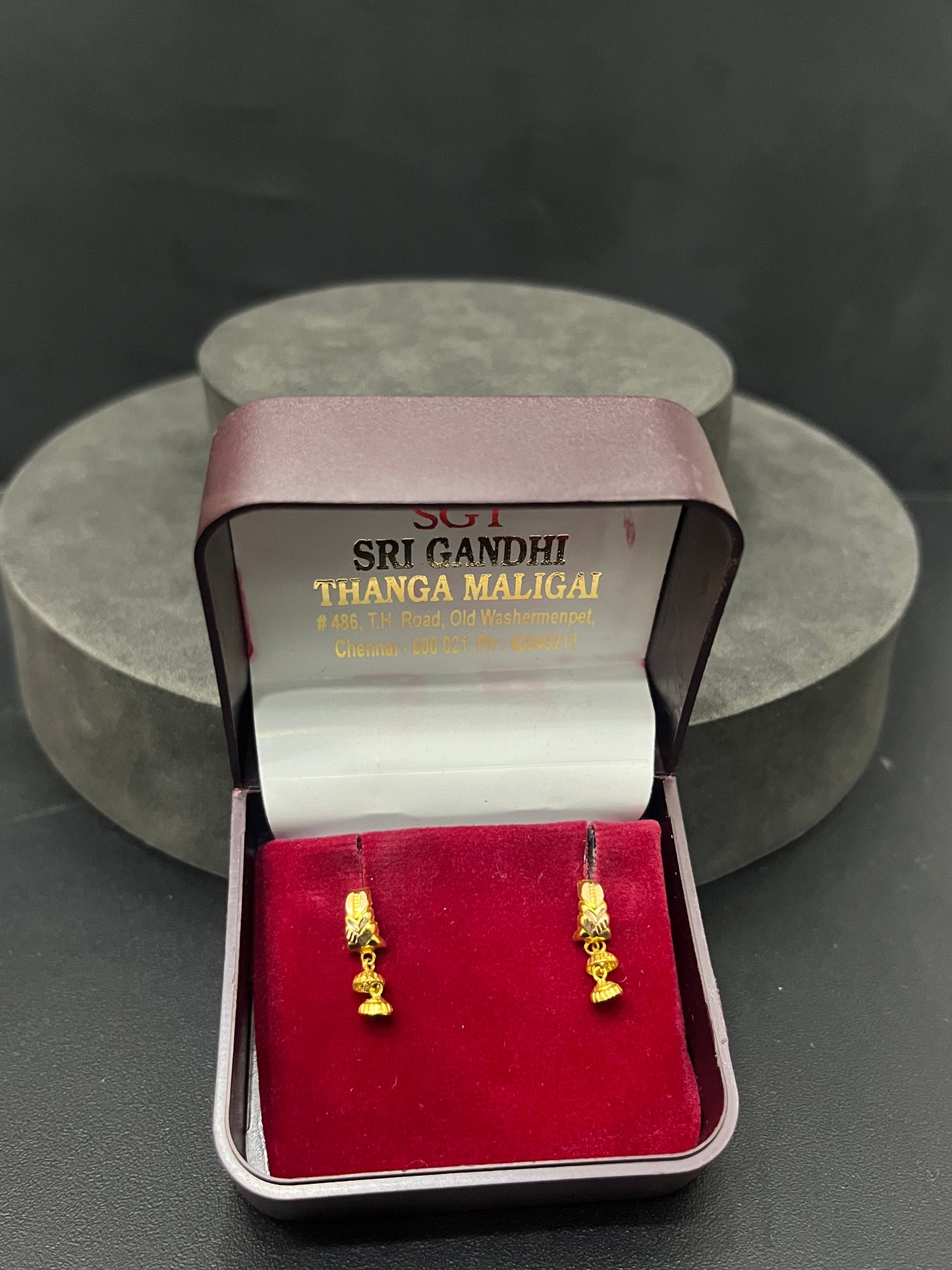 Gold Fancy Studs 18K F2