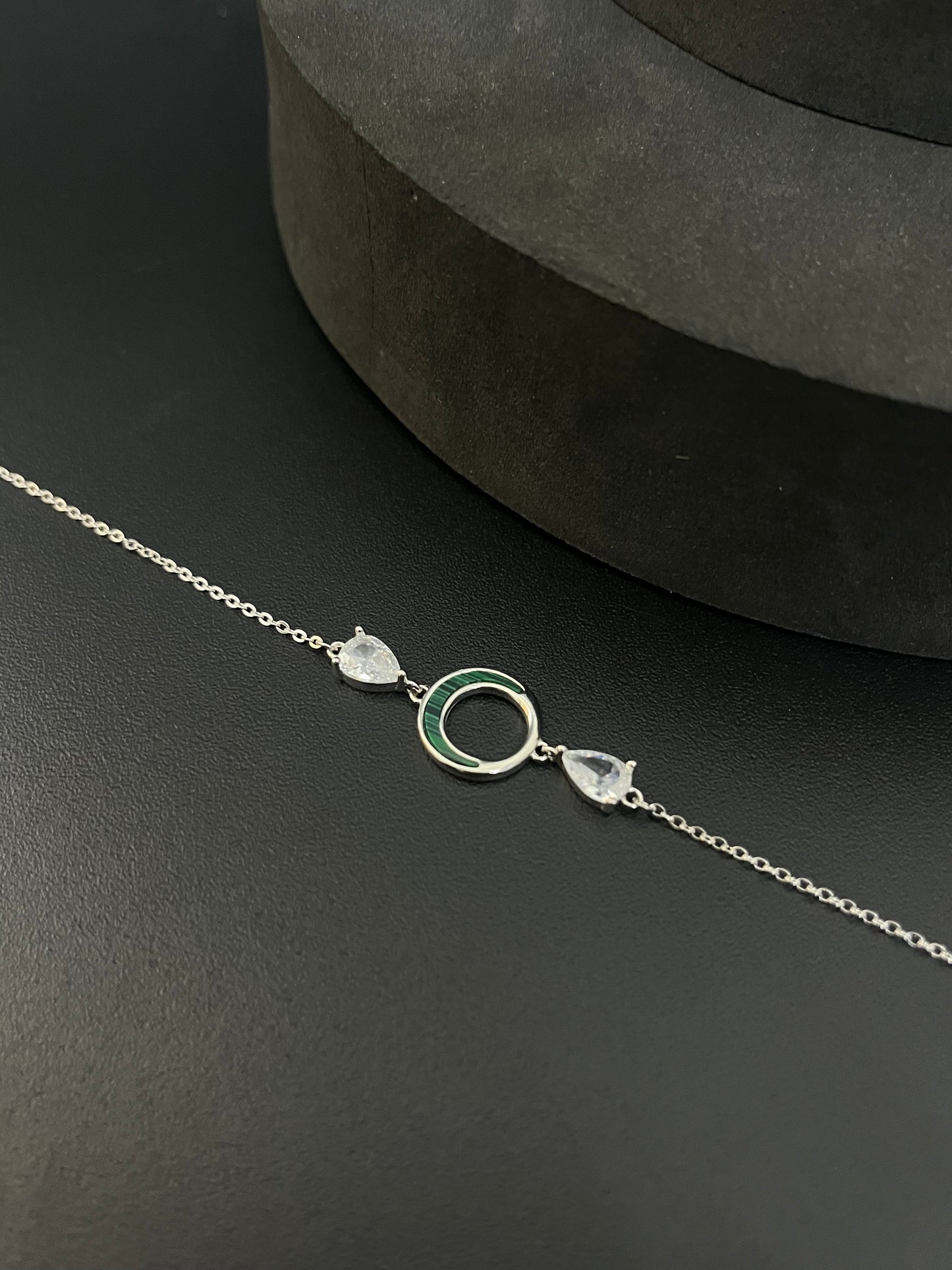 Silver Ladies Bracelet Green O