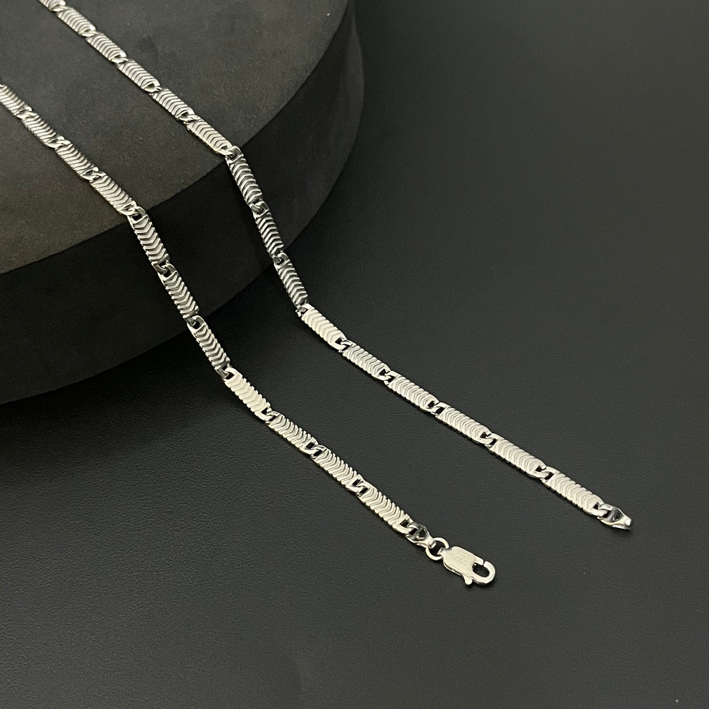Silver Mens Chain Flat Line