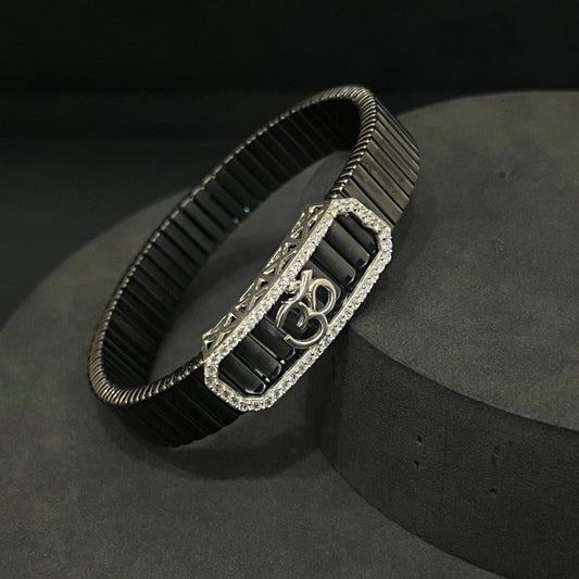 Silver Mens Flexible Band AD OM