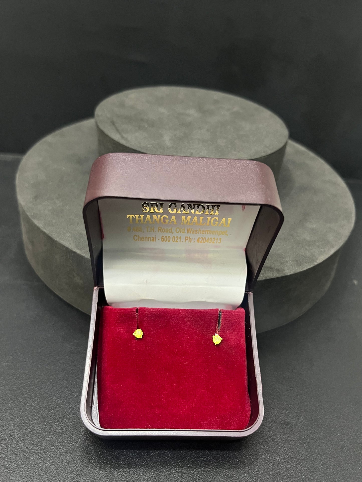 Gold Single Stone Studs 18K Yellow