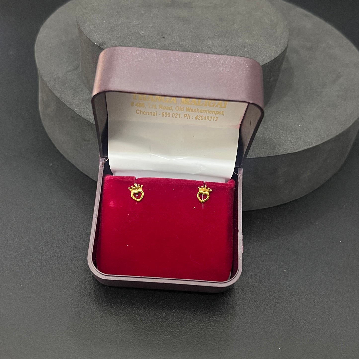 Gold Studs Crown Heart