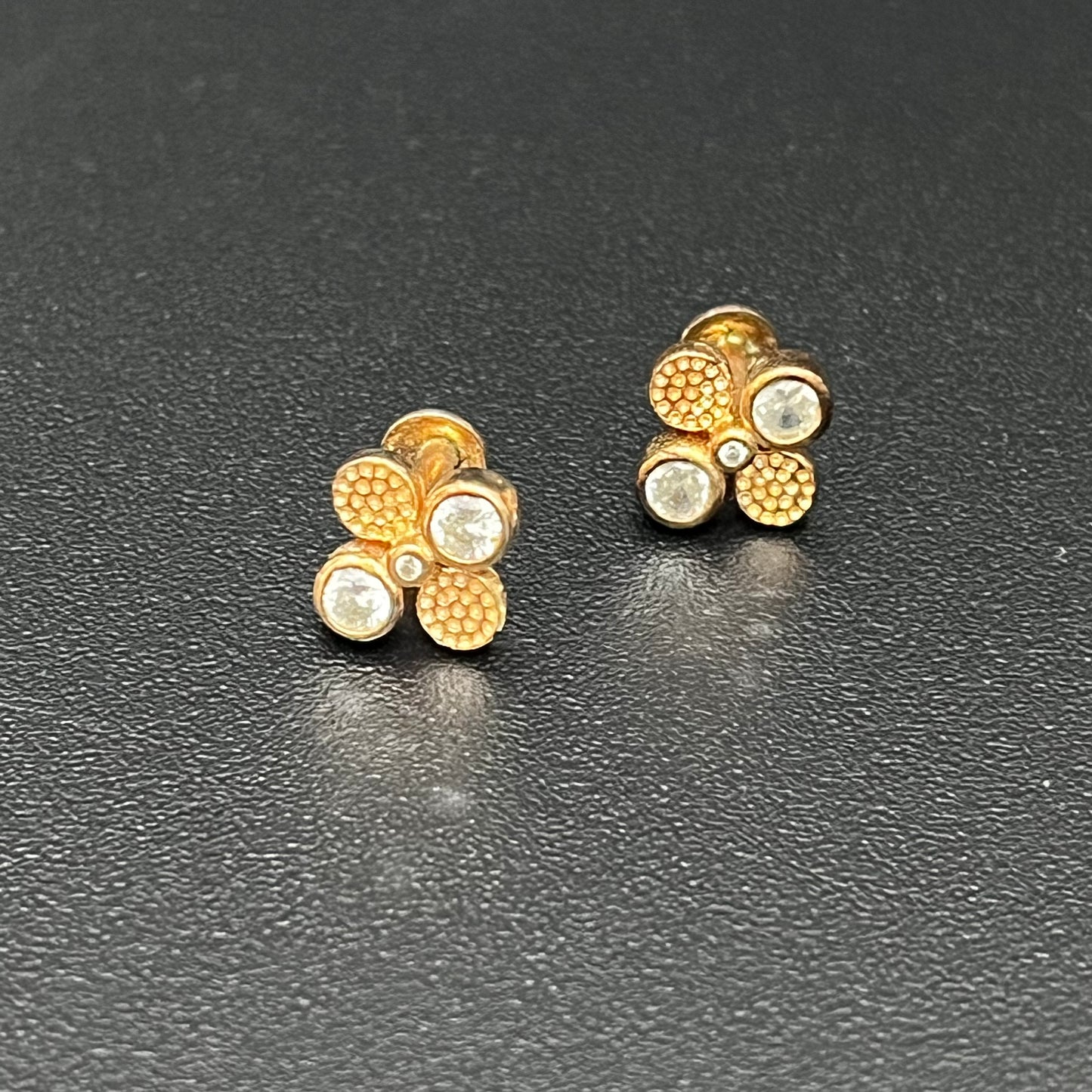 Silver Studs Rosegold White Stone