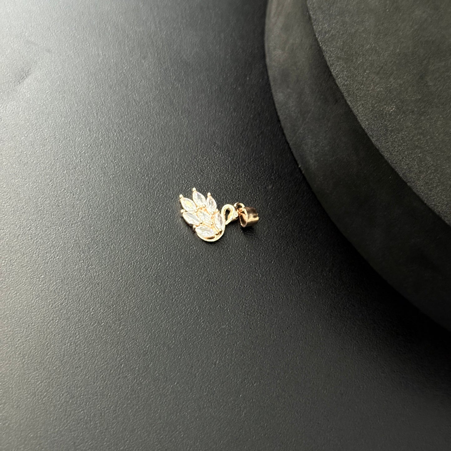 Ladies Pendant Swan Rose Gold