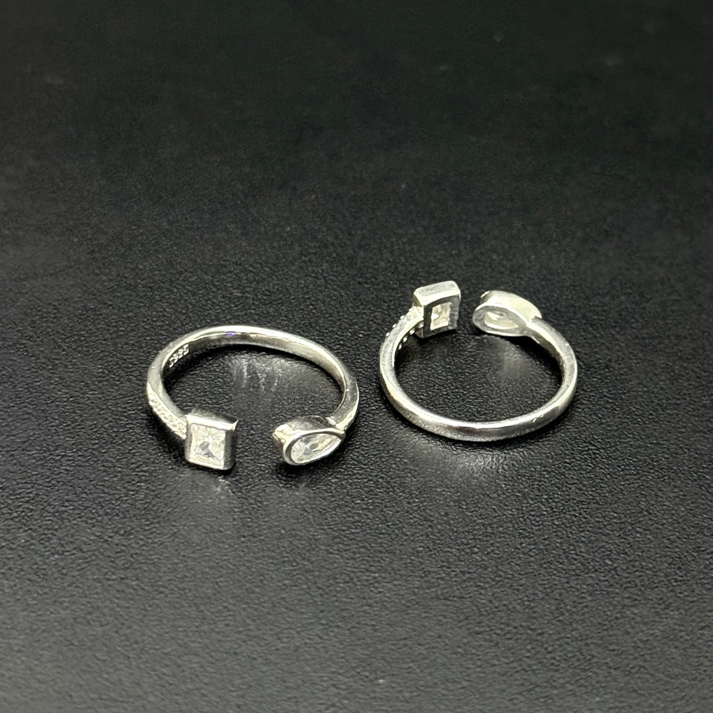 Ladies Toe Rings Cz