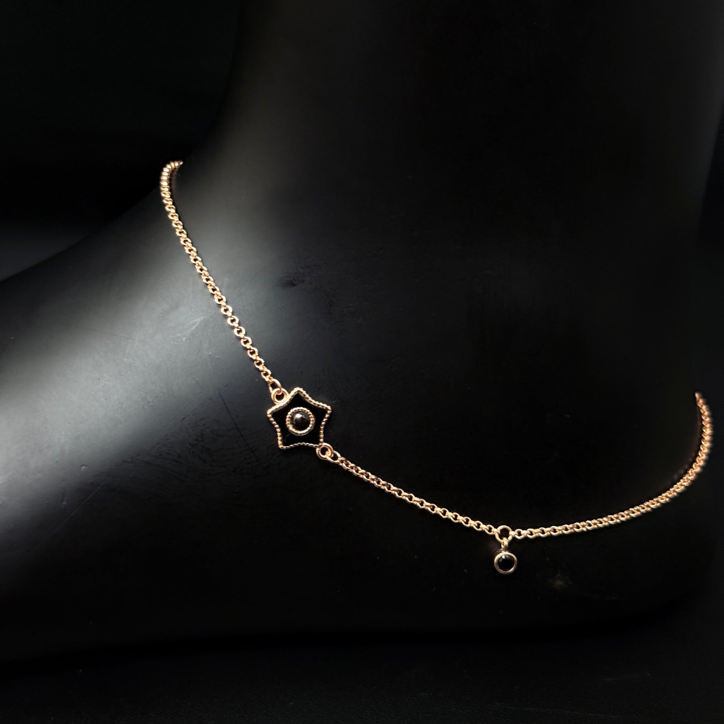 Silver Ladies Anklet Black Petal RG