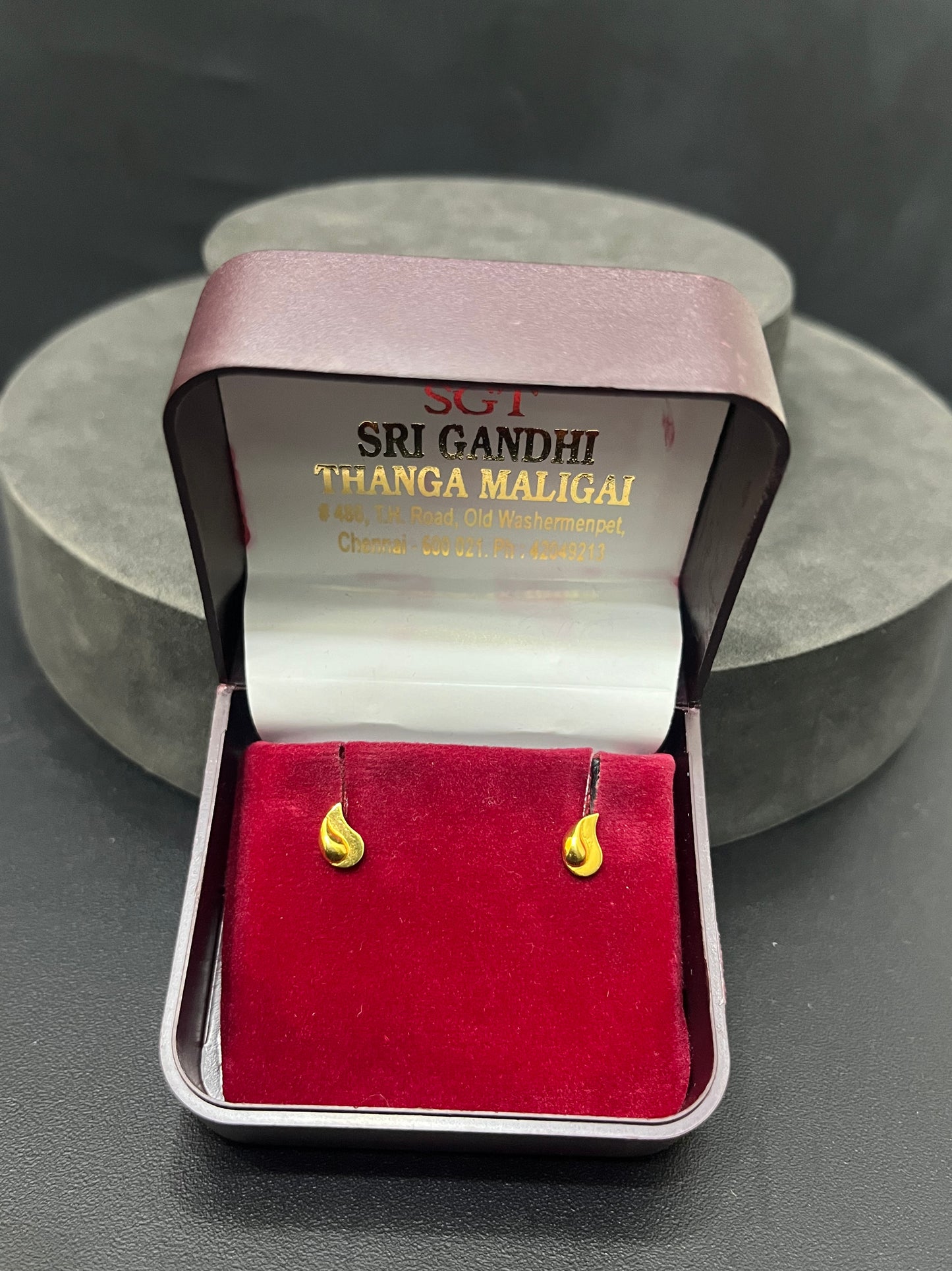 Gold Petal Studs 18K