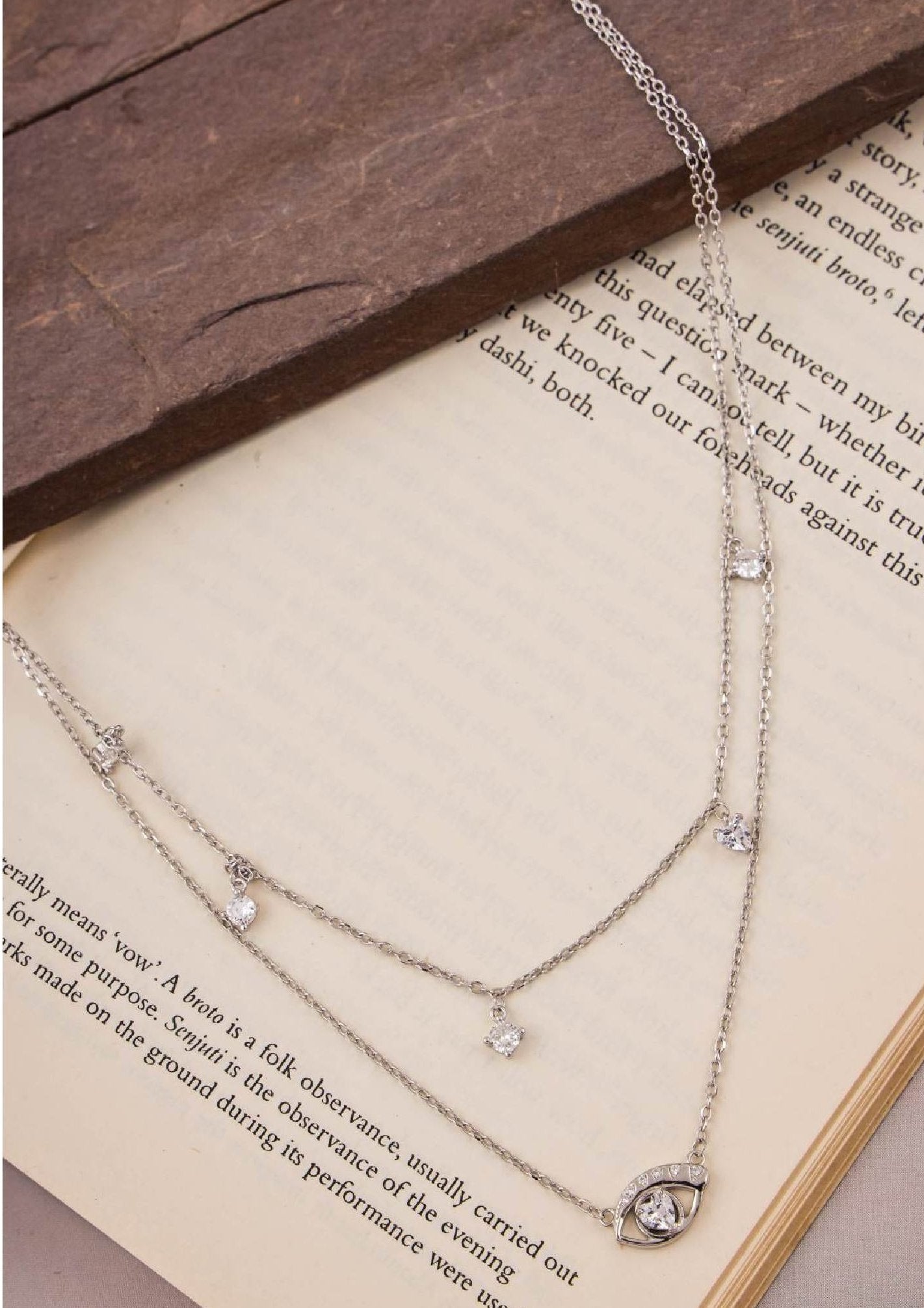 Ladies Pendent_Double Layer Bites & Eye Chain