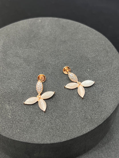 Studs _Rosegold Flower