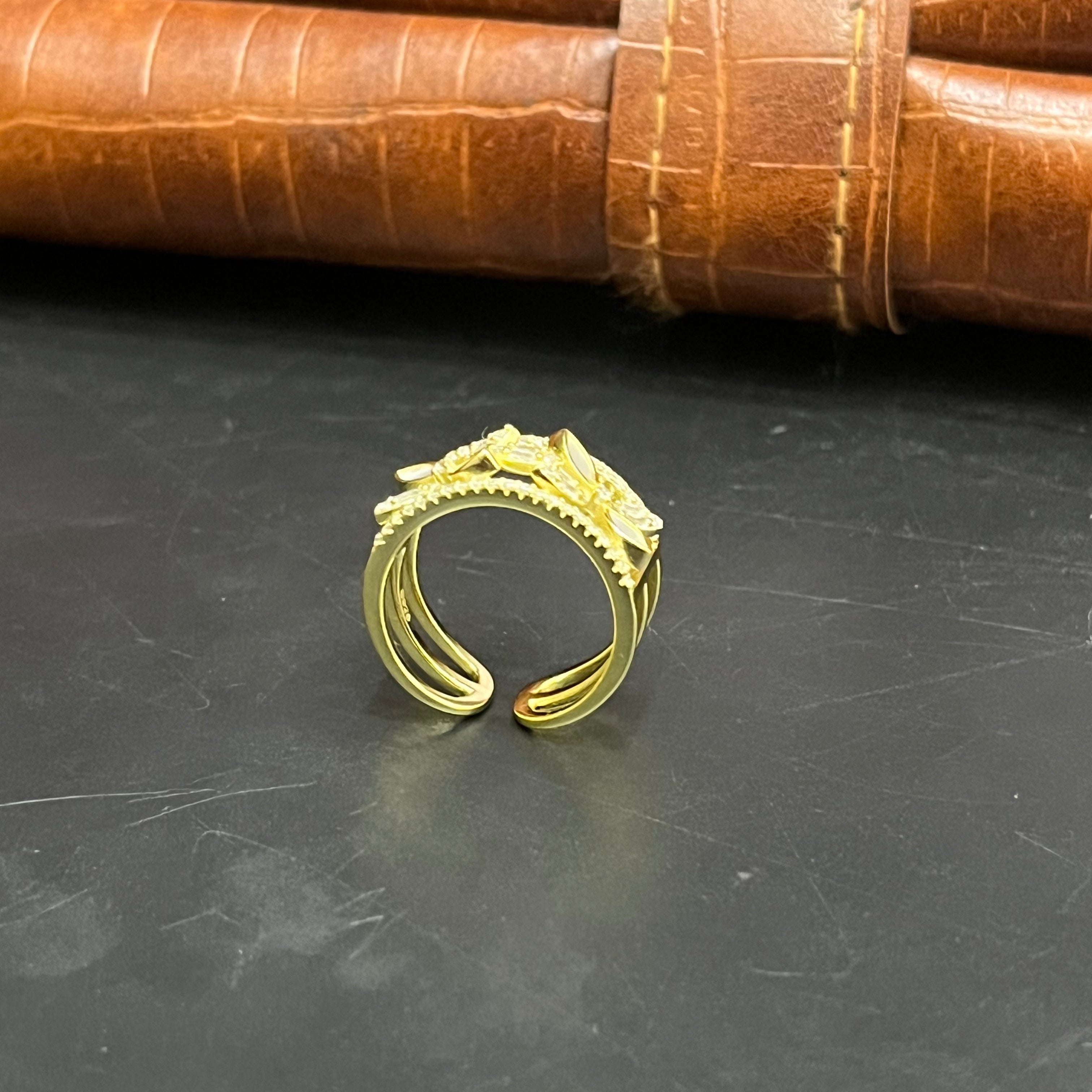 Silver Ladies Ring Petal Crystal Stones Gold Finish 925