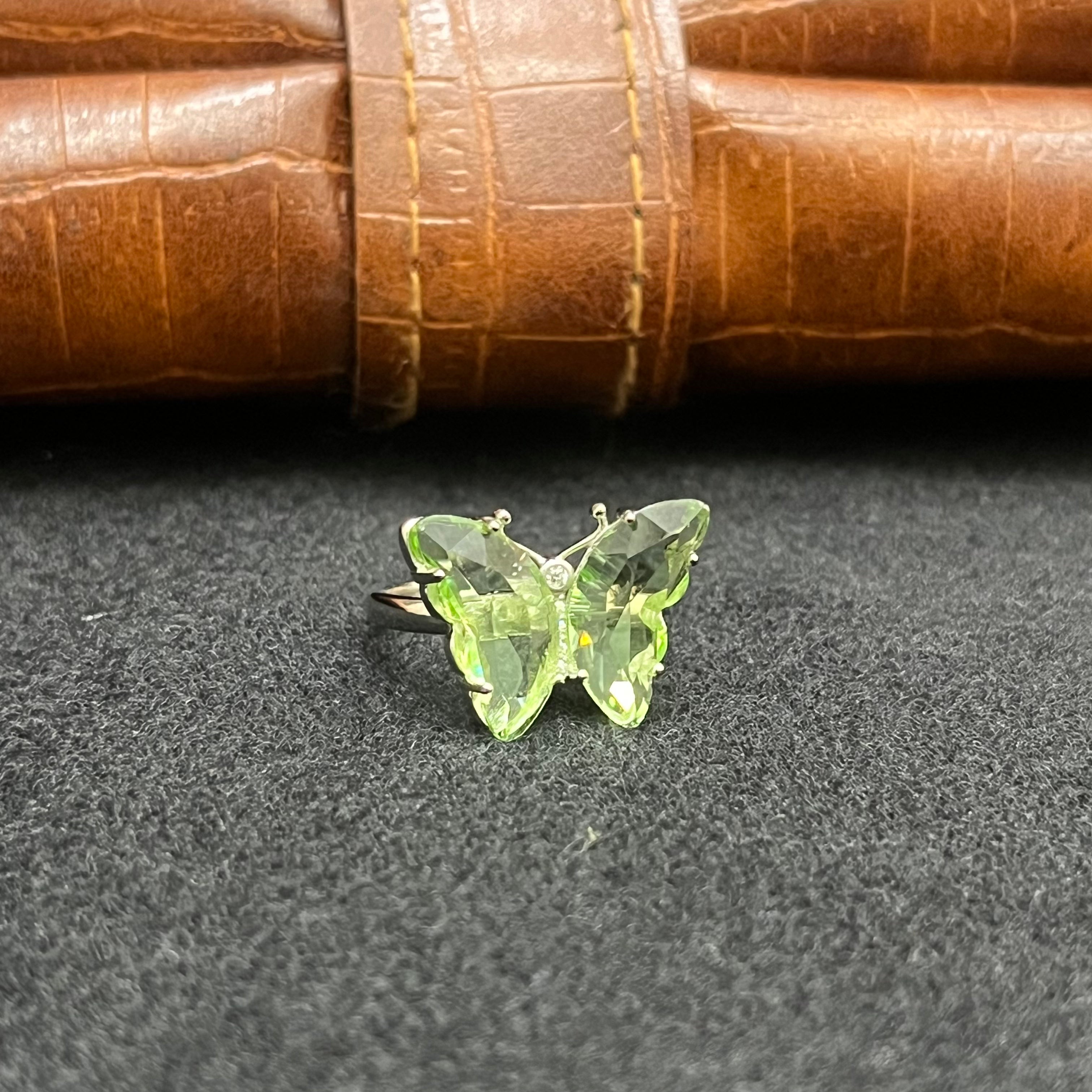 Silver Ladies Ring Royal Green Butterfly Stones 925