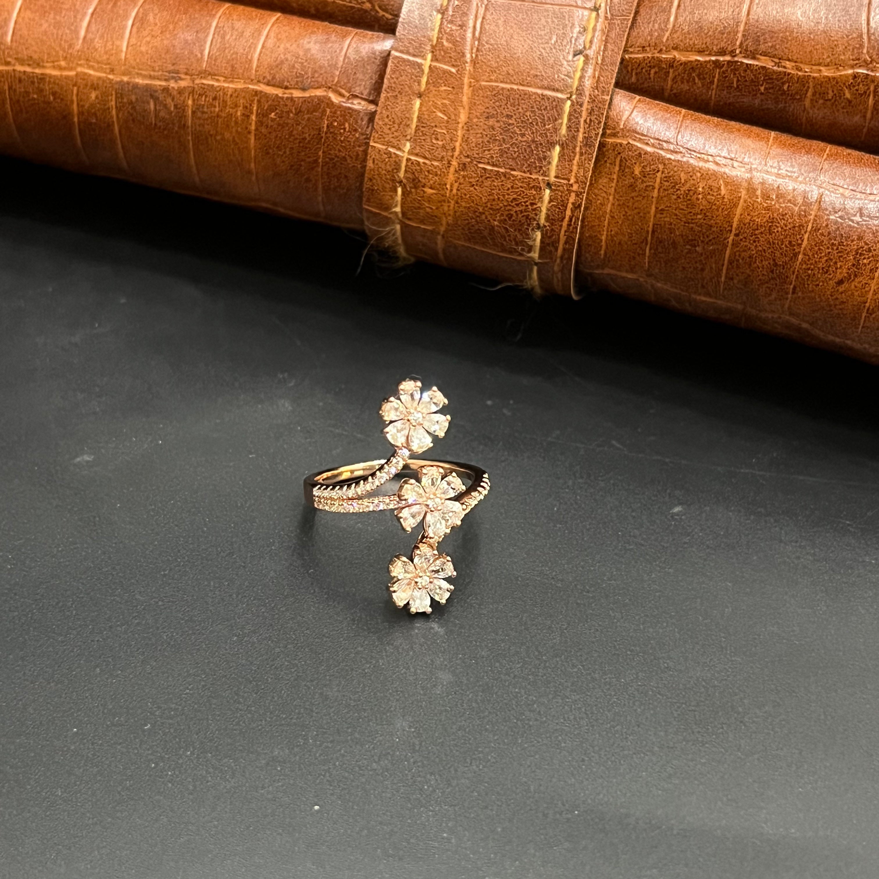 Silver Ladies Ring Three Petal Leaf Rose Gold 925