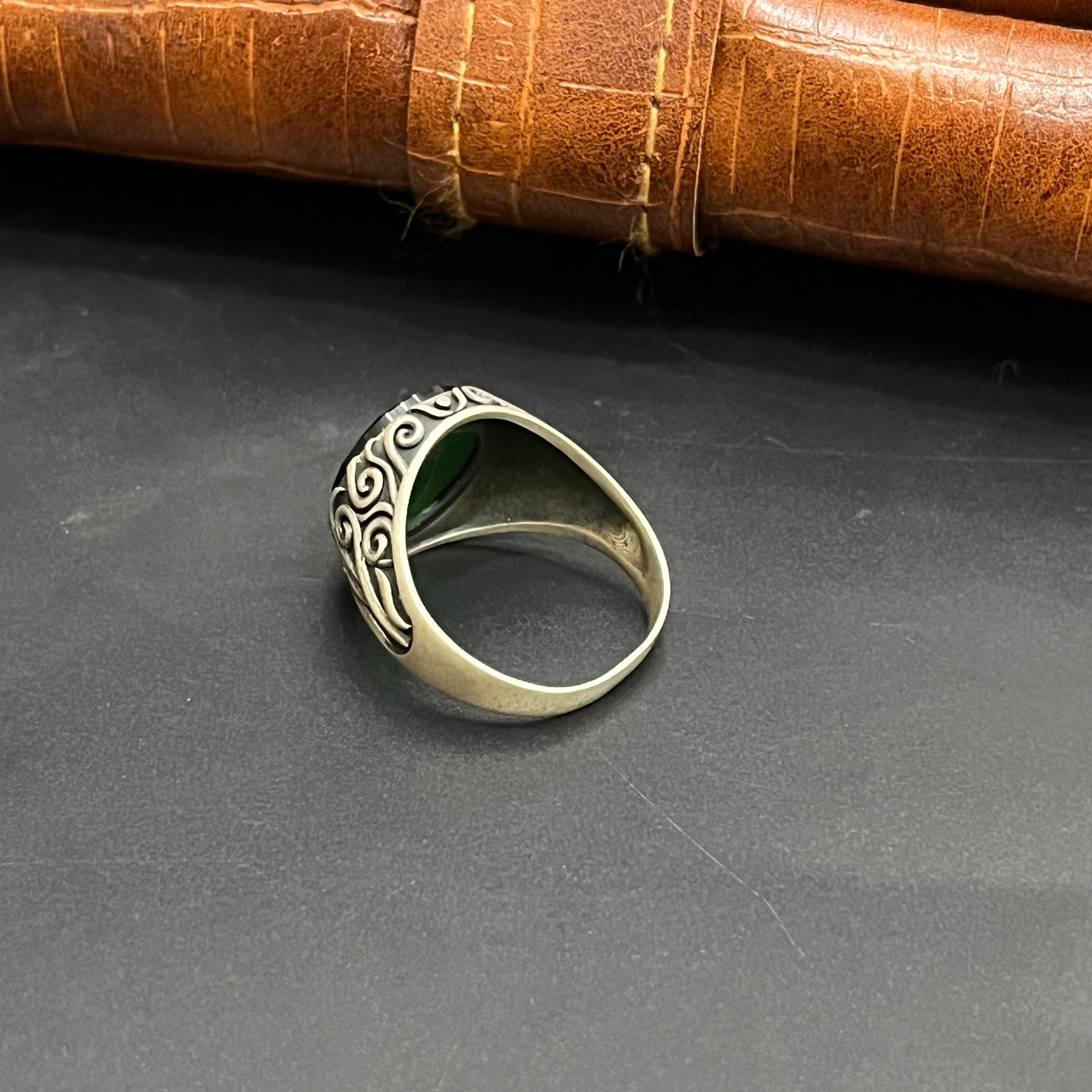 Silver Mens Ring Antique Floral Green Emrald Stones 925