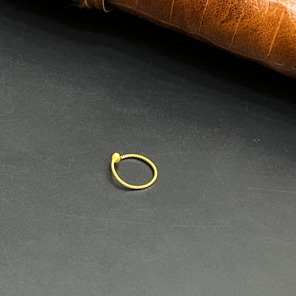 Gold Round Nosepin 14k