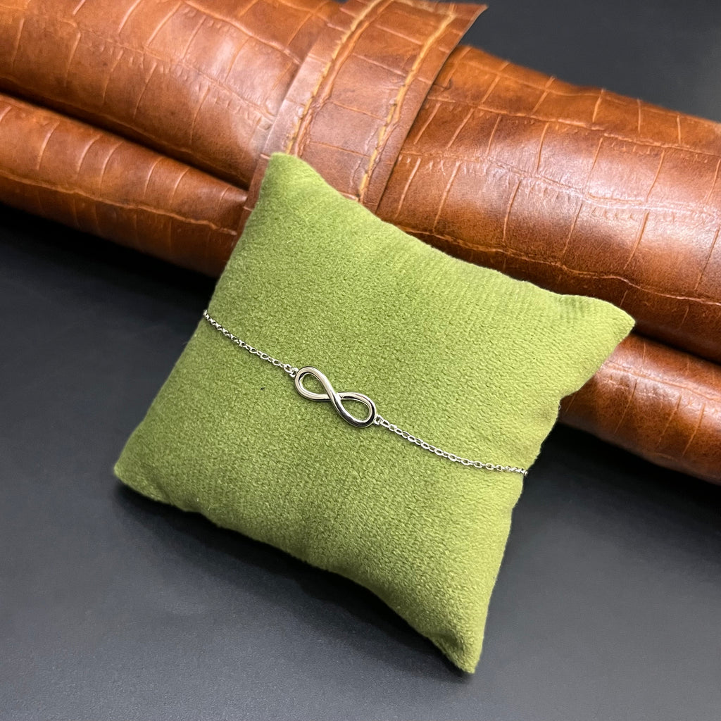 Silver Ladies Bracelet Infinity One 925
