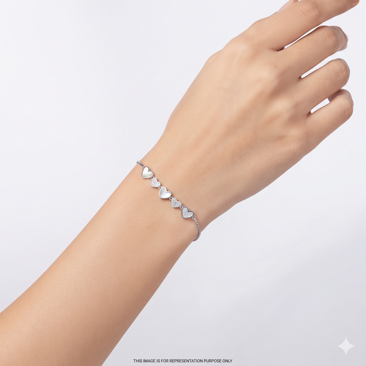 Silver Ladies Bracelet Heart Charms Links Line 925