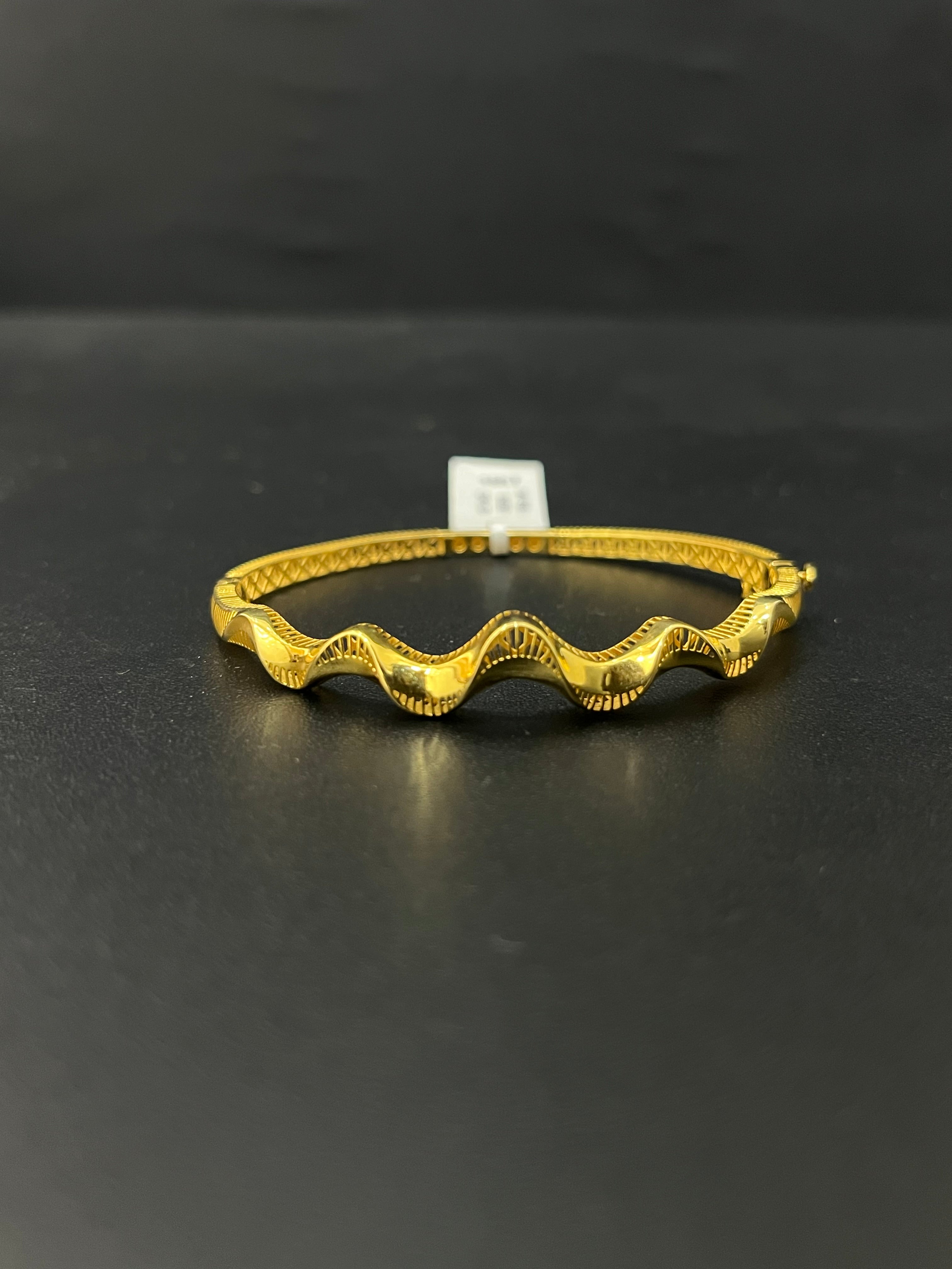 Ladies Gold Kada 18K Lucia Collection ZS2