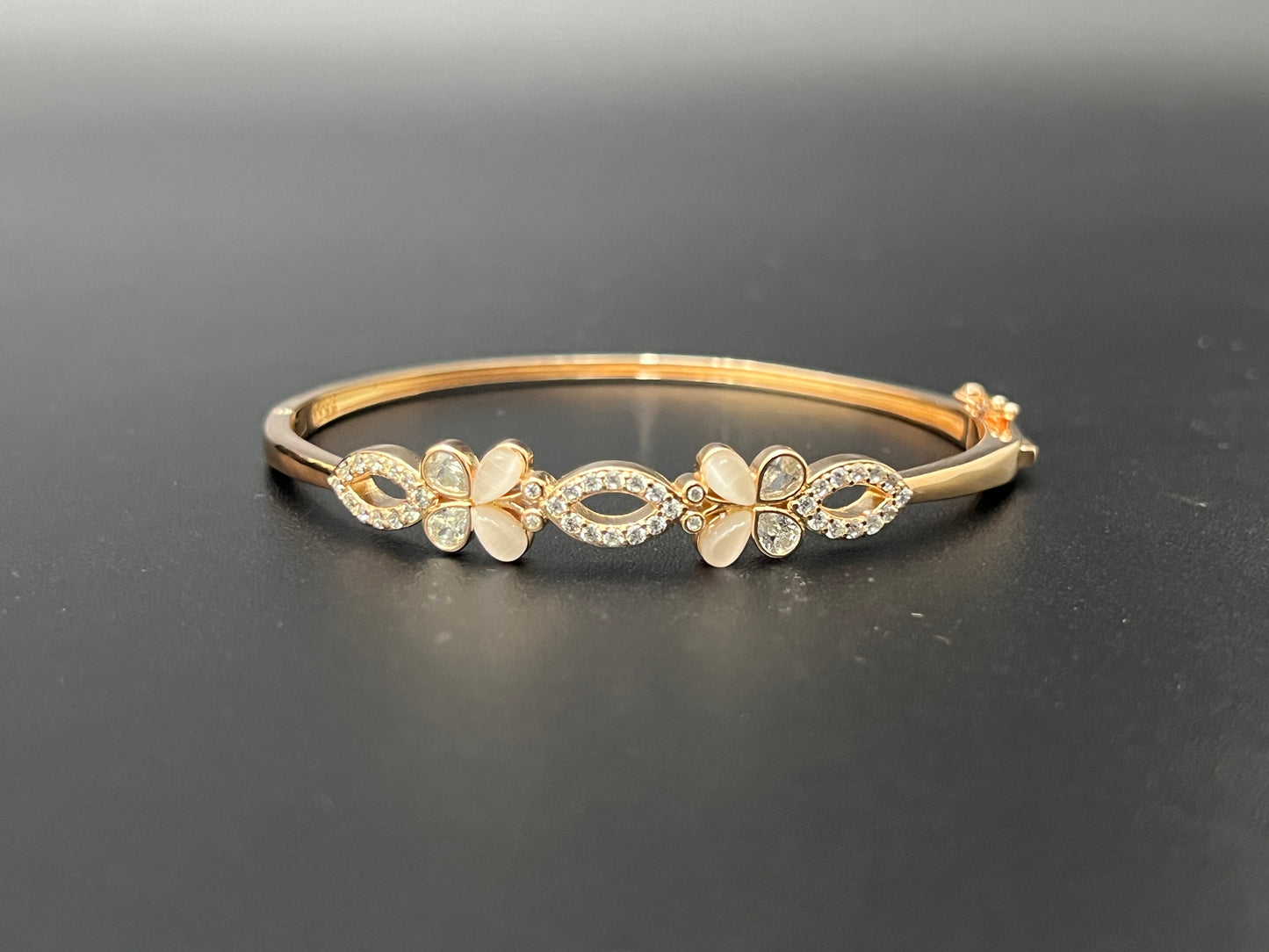 Ladies Kada_Rosegold Flower Leaf AD Stones