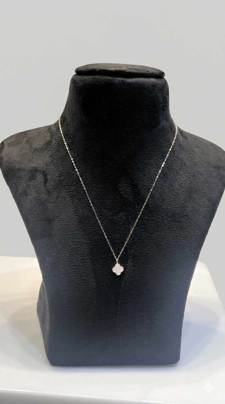 Clover Pendant Chain 18k Gold  Pink Panther