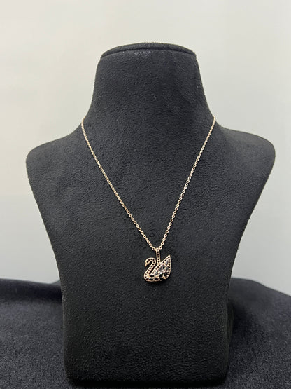 Ladies Pendant Chain _Rose-Gold Black Swan