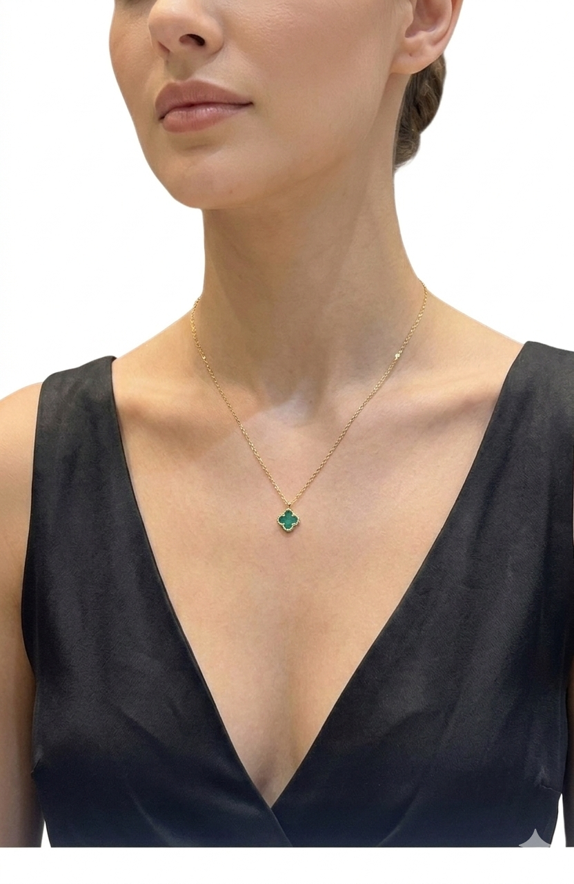 Clover Pendant Chain 18k Gold  Green Grass
