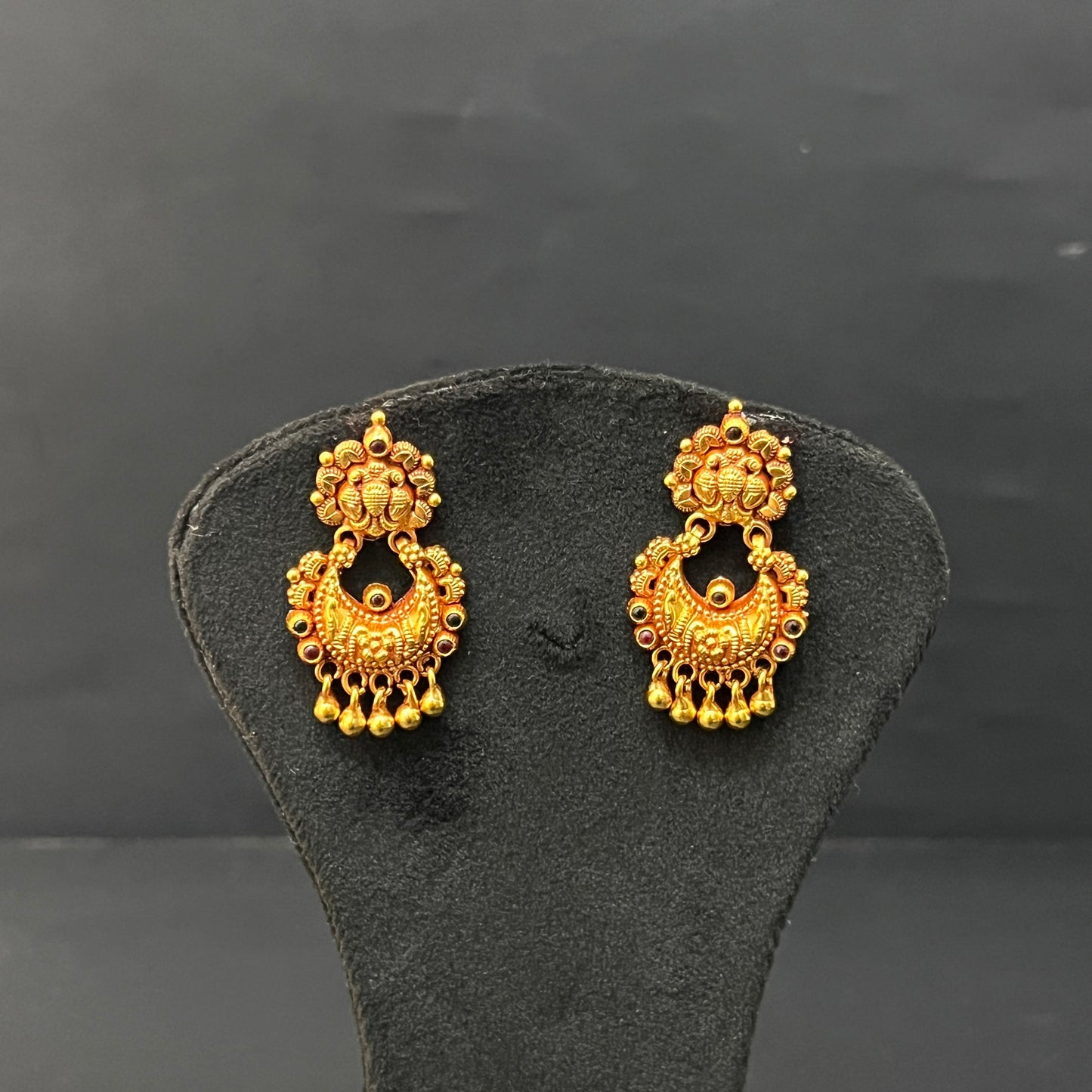 Silver  Antique Kammal Peacock