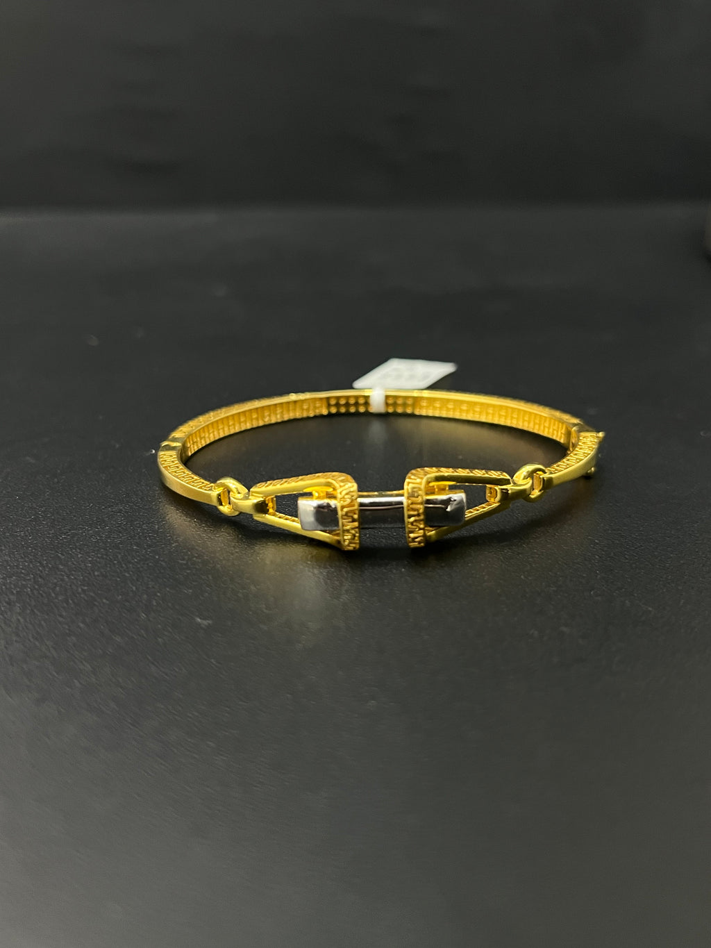 Ladies Gold Kada 18K Lucia Collection ZS3