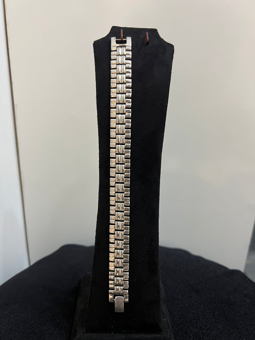 Gents Watch Type bracelet Broad