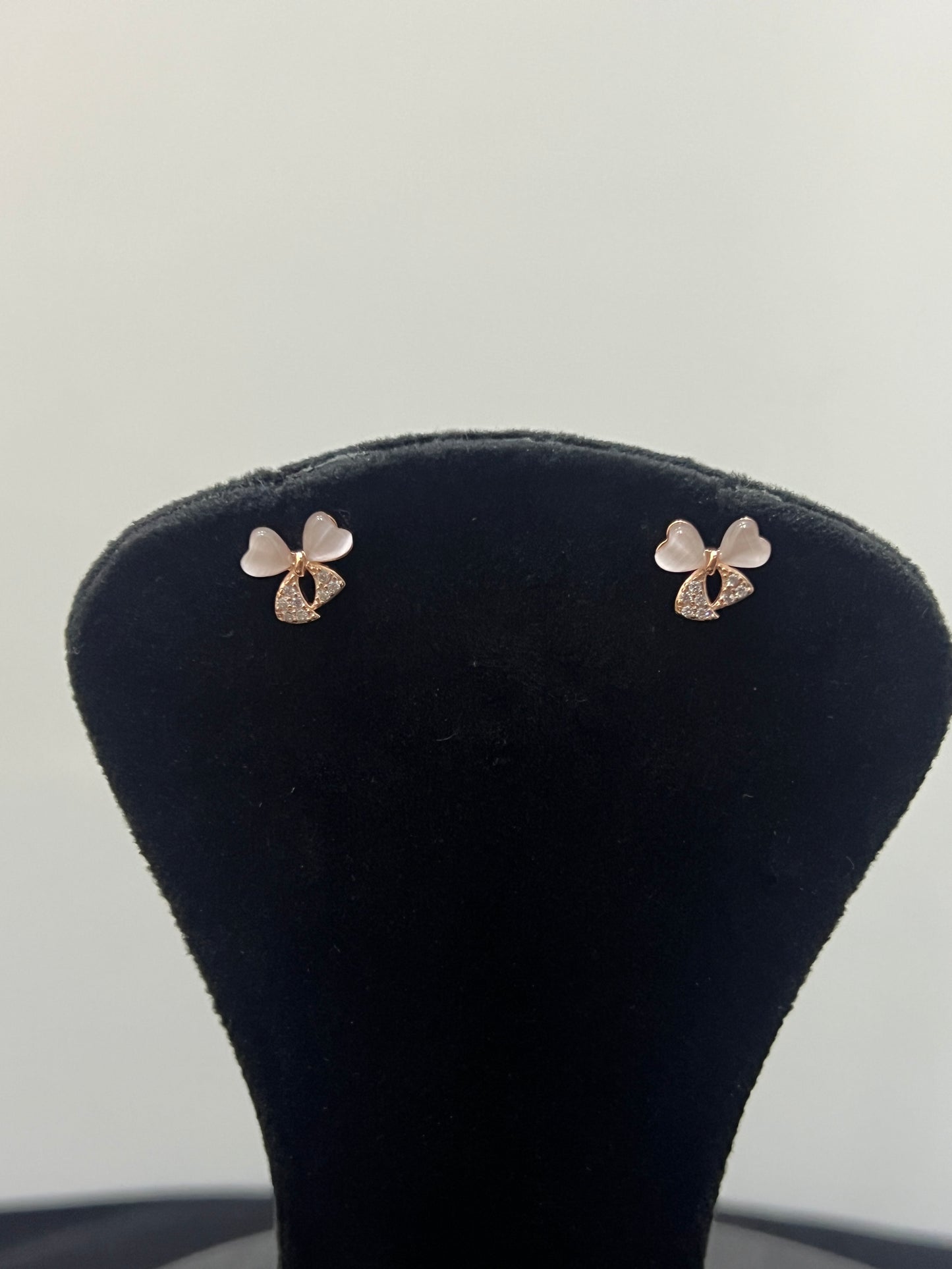 Studs _Rosegold Ribbon Heart