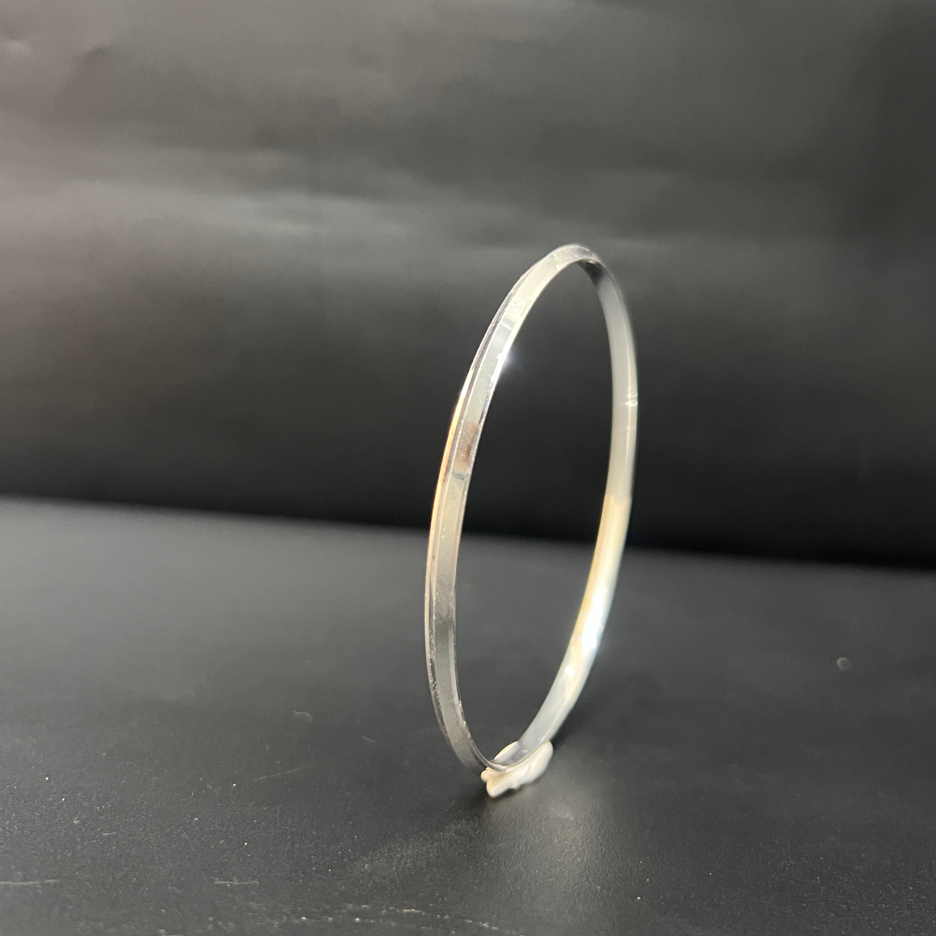 Silver Mens Punjabi Kada Slim Regular M