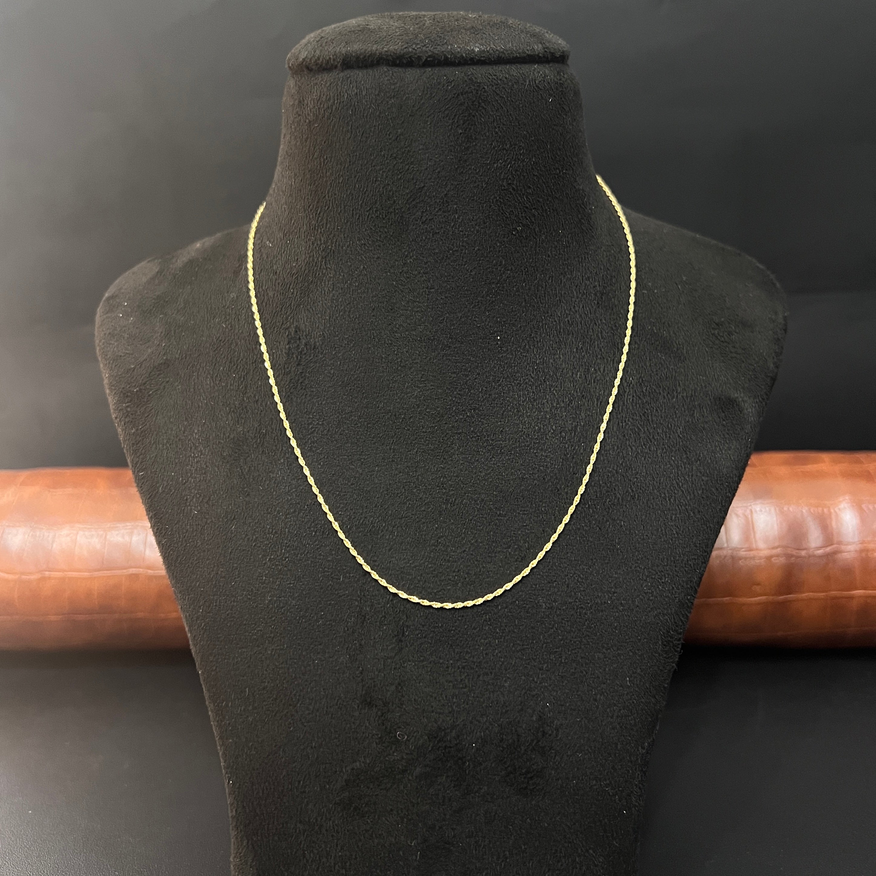 Gold Chain Invisible Rope