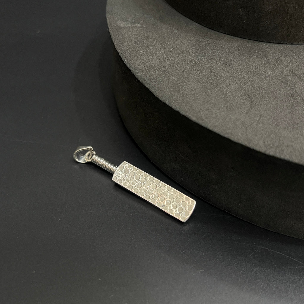 Silver Unisex Pendant Cricket Bat 925
