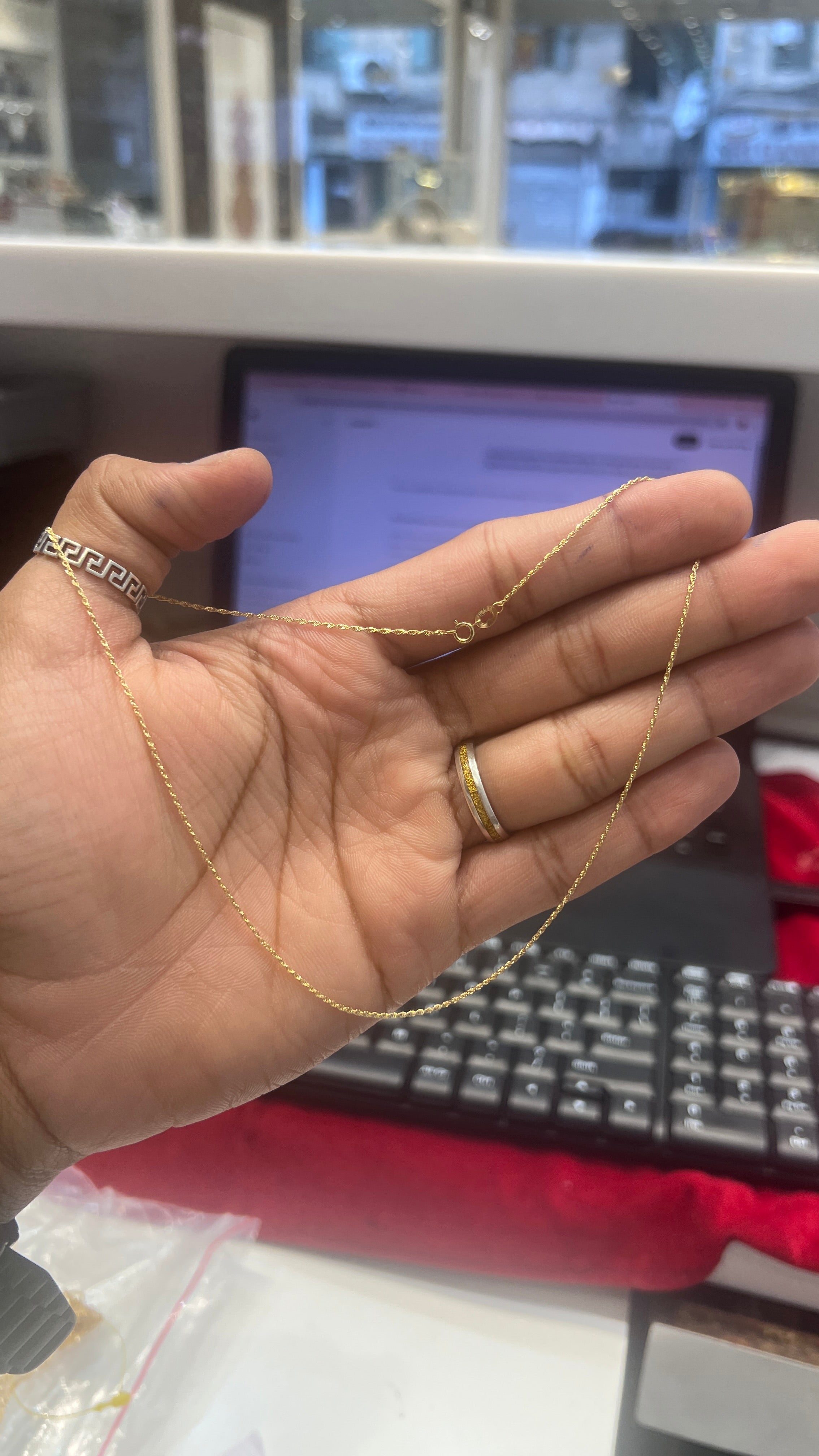 Gold Chain Invisible Rope