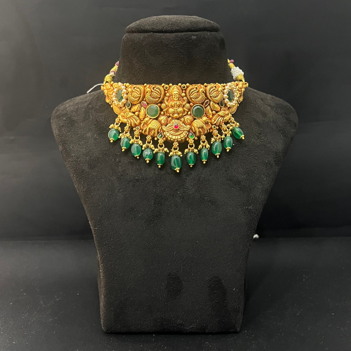 Silver Choker Antique Finished Green Beads