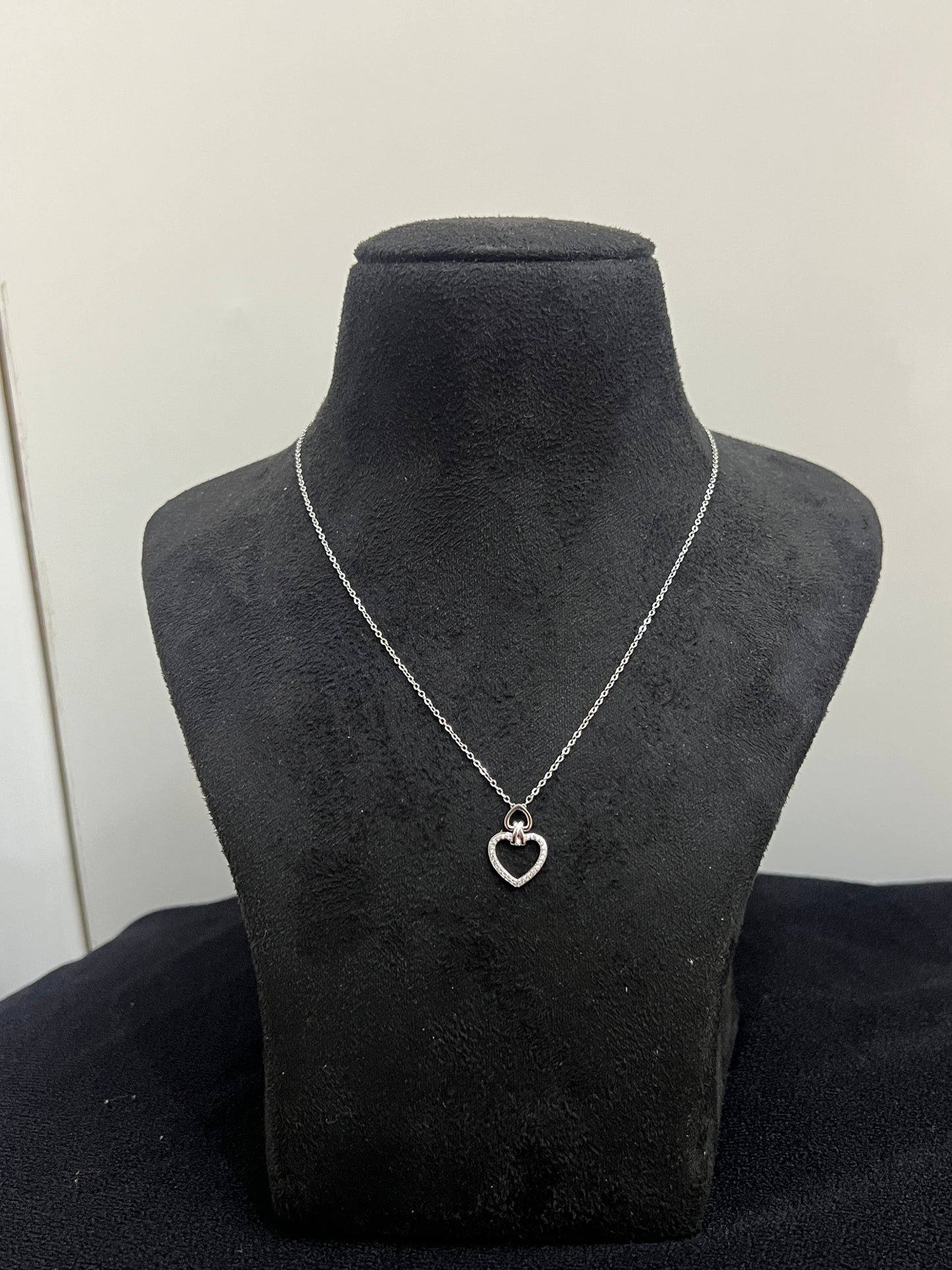 Ladies Heart Shape Pendant