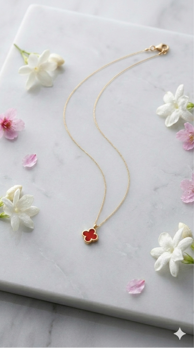 Clover Pendant Chain 18k Gold  Red Sea