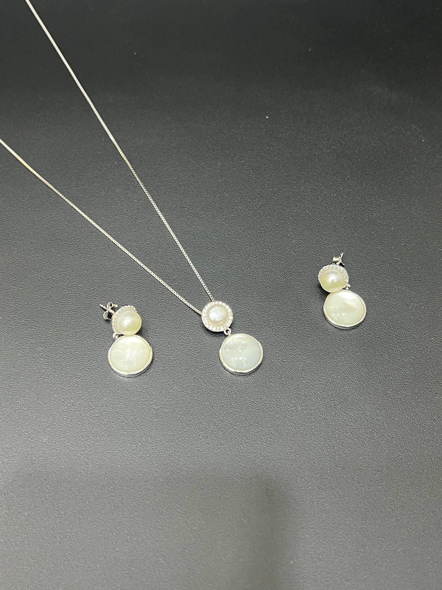 Ladies Pendant Chain Set_Moon Dollar