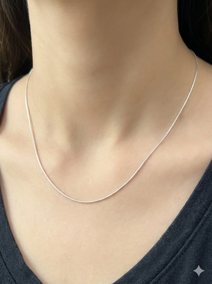 Silver  Womens Solid Slim Chain
