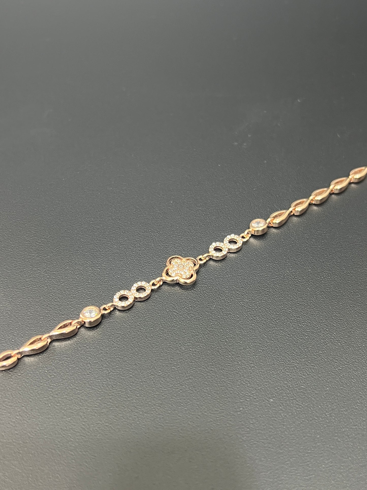 Ladies Bracelet _Rose gold stone