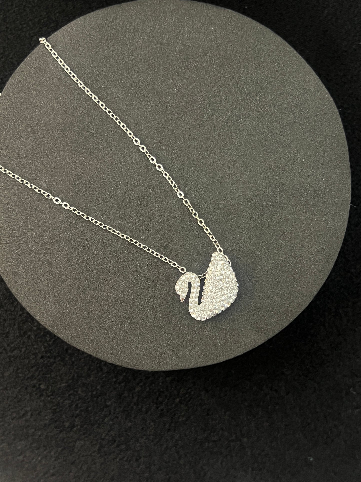 Ladies Swan Pendant