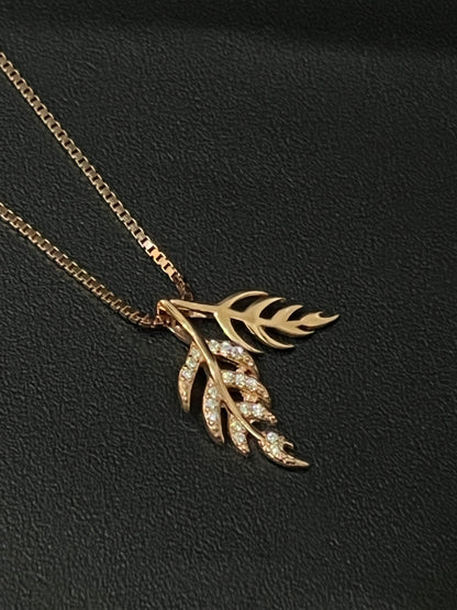 Ladies Pendant Chain_leaf