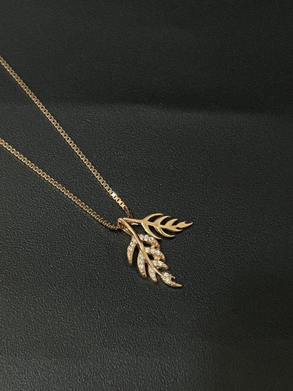 Ladies Pendant Chain_leaf