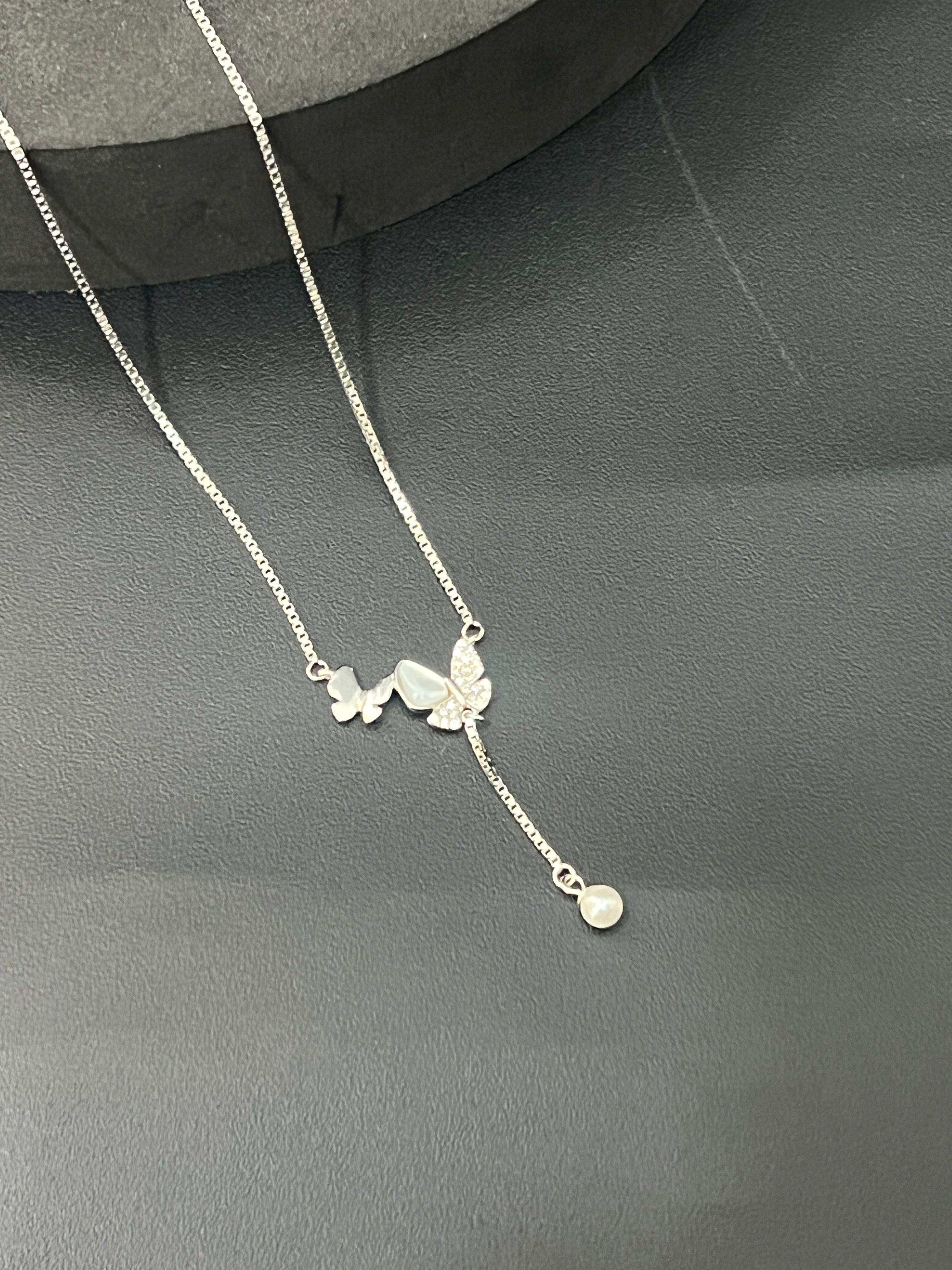 Ladies Butterfly-DS01 chain