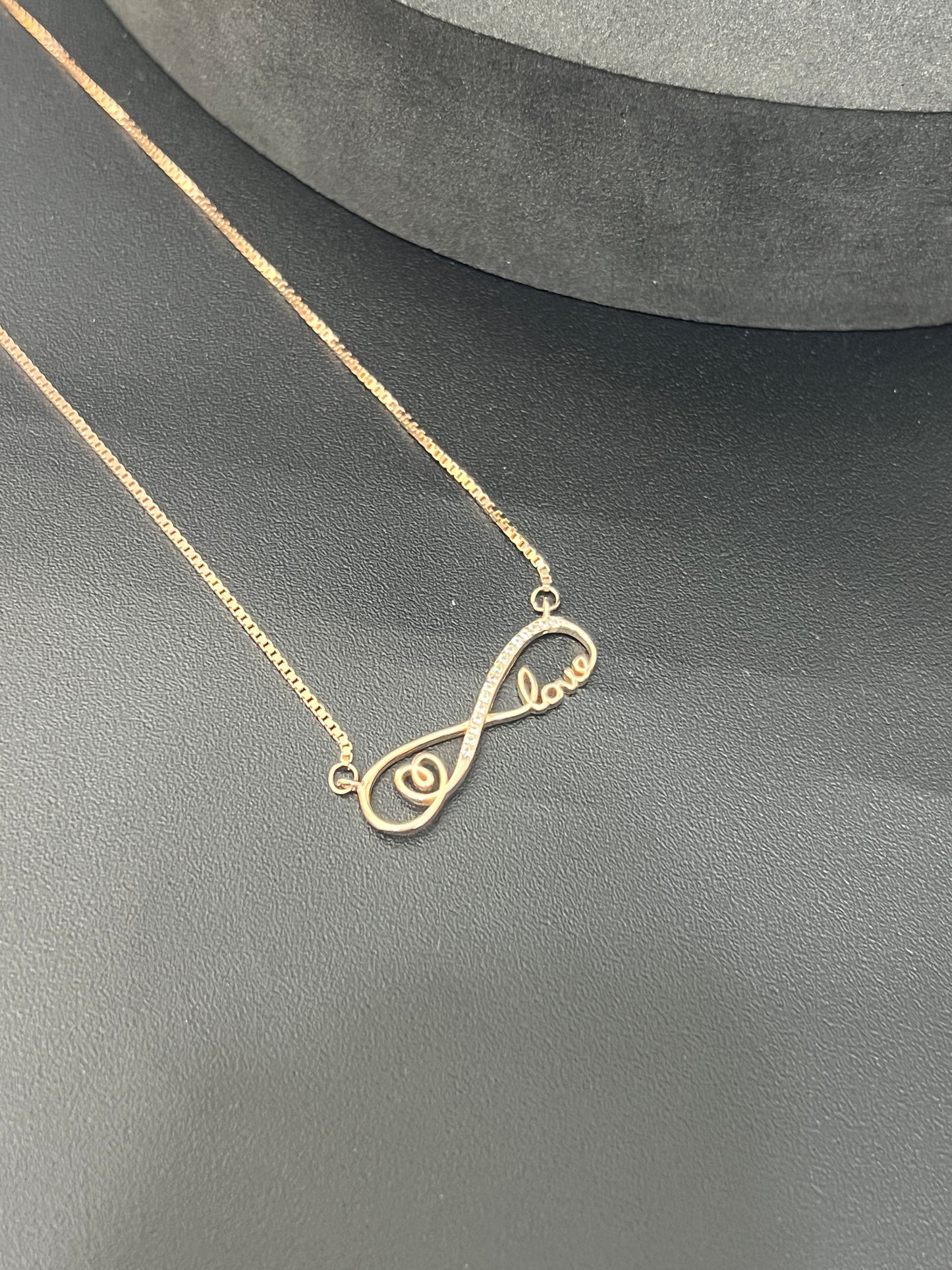 Ladies_Rose Gold Infinity Chain