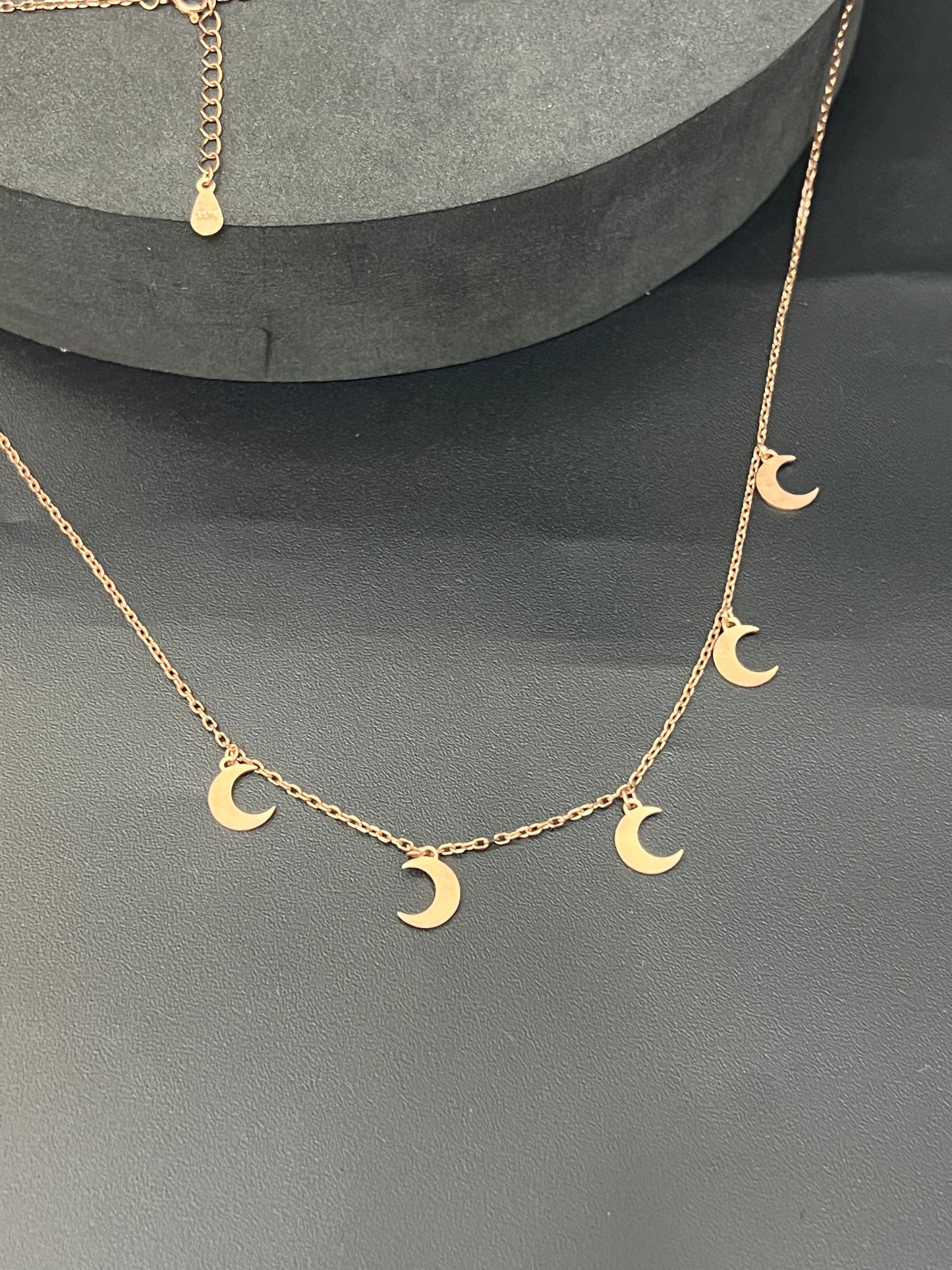 Ladies_Rose Gold Moon Chain