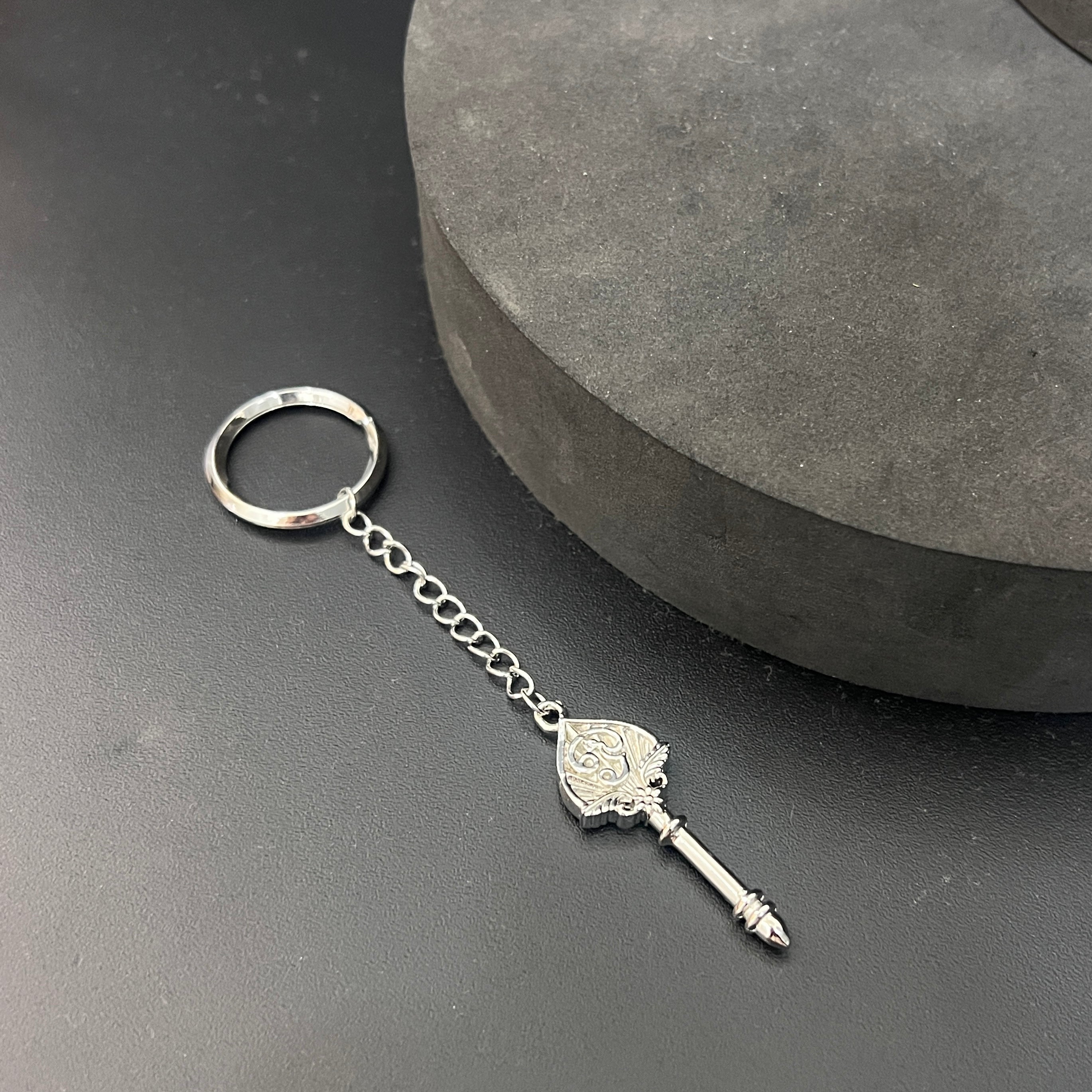 Silver Vel Key Chain Solid B