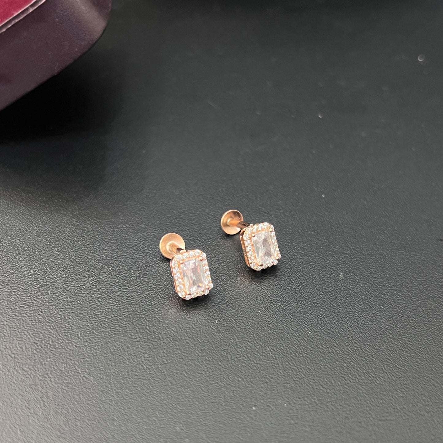 Sliver Ladies Stud Rectangular American Diamond