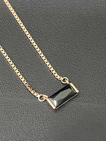 Ladies Pendant Chain_Black Stone